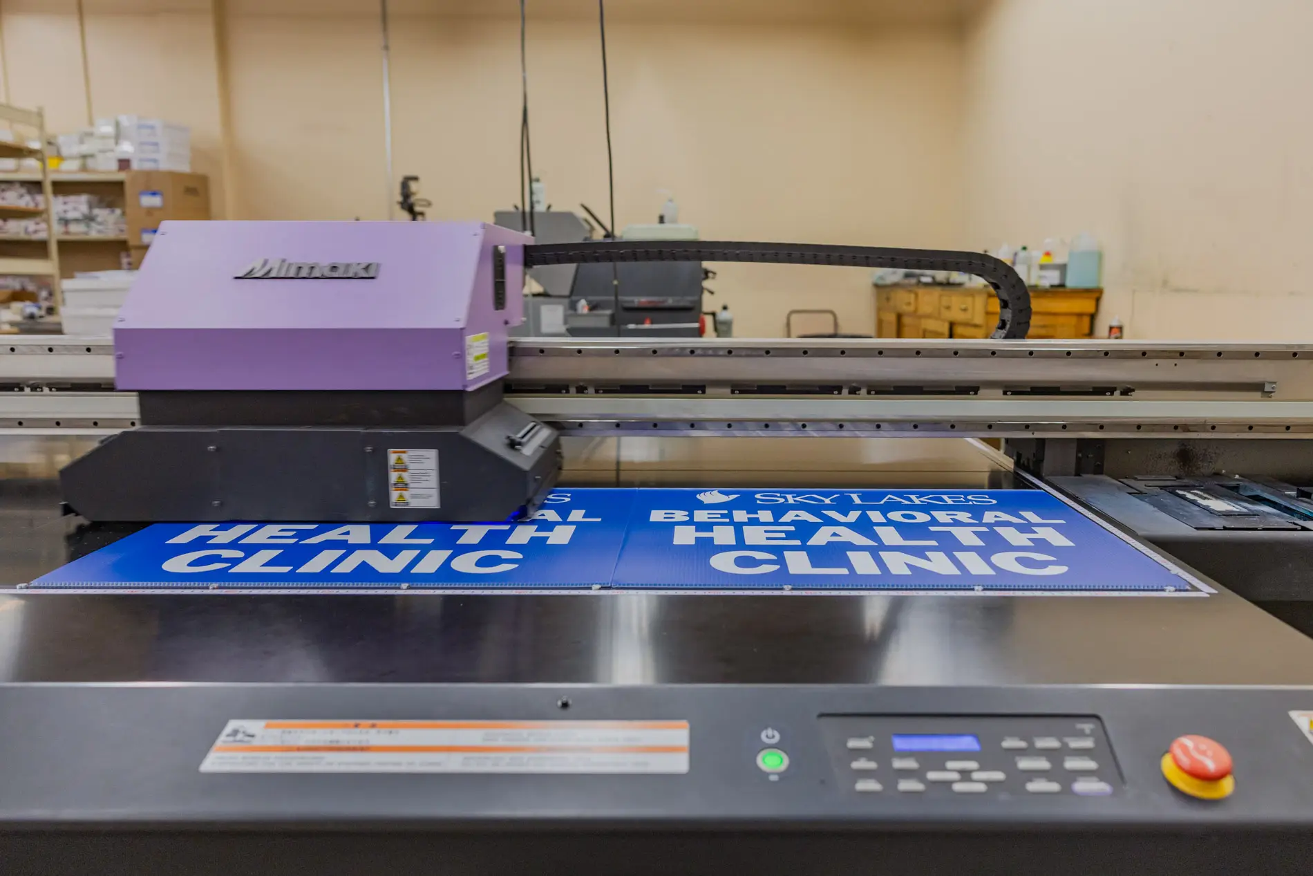 SmithBates Marcomm Solutions - Flatbed printer - Klamath Falls, Southern Oregon
